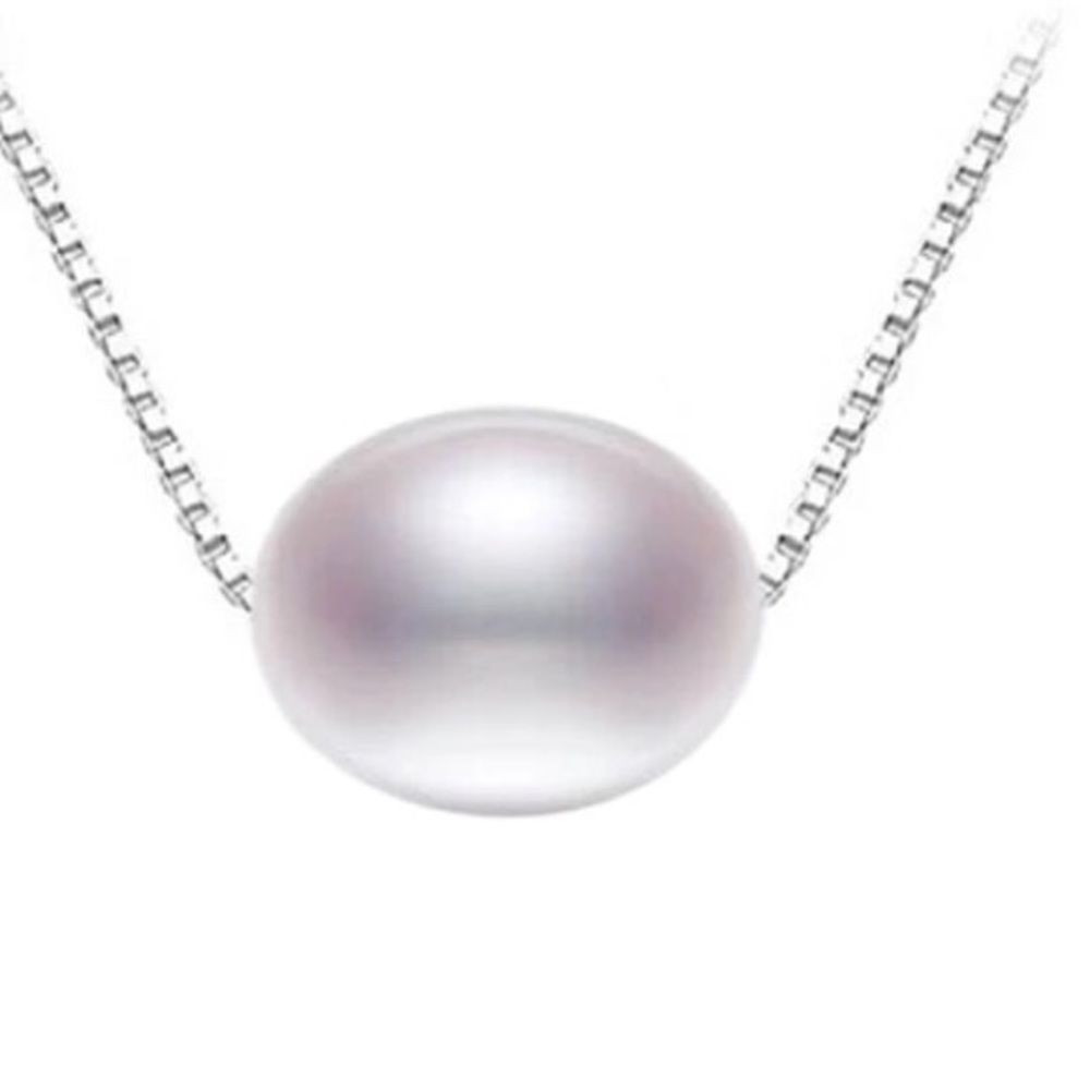 A New 925 Silver Freshwater Pearl Necklace